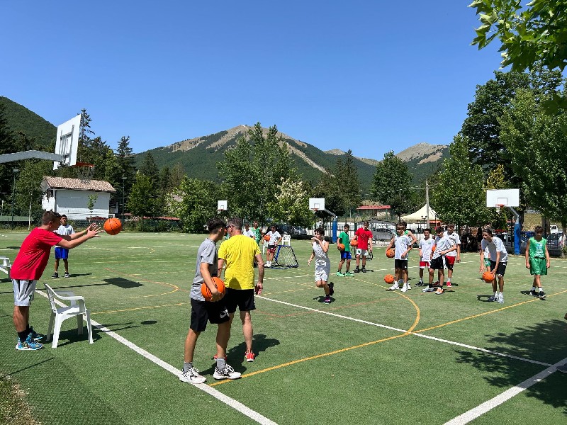 https://www.stellemarinebasket.it/immagini_news/305/summer-camp-day-2-305-667-600.jpg